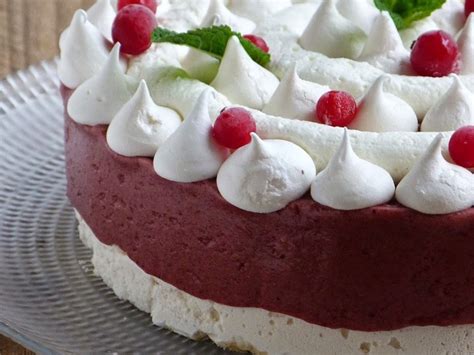 Vacherin glacé aux fruits rouges - Recette par Chic, chic, chocolat