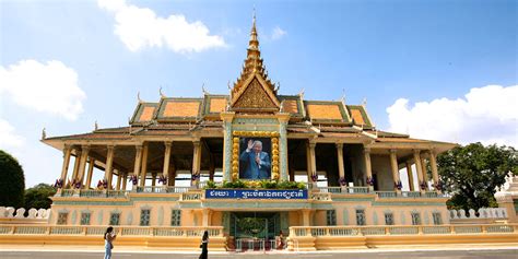 Royal Palace, Phnom Penh: History, Opening Hours, Ticket Price