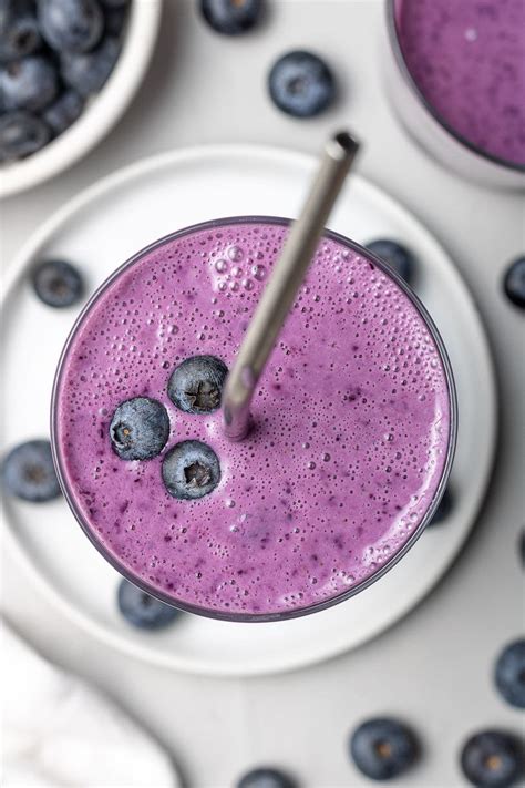 Healthy Blueberry Smoothie - The Clean Eating Couple