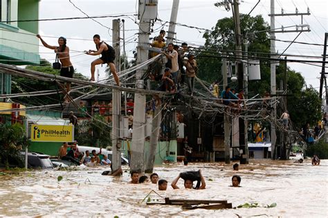 Typhoon Ketsana (Ondoy) - Photos - The Big Picture - Boston.com