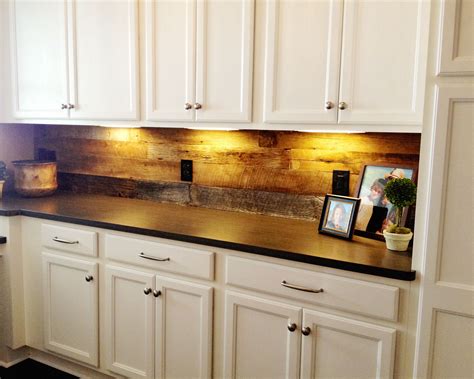 7+ Trends For Reclaimed Wood Kitchen Backsplash