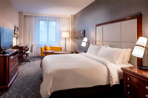 Luxury Hotel Rooms Providence, RI | Renaissance Providence Downtown Hotel