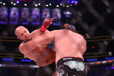 Matt Mitrione Vs. Fedor Emelianenko Full Fight Video Highlights