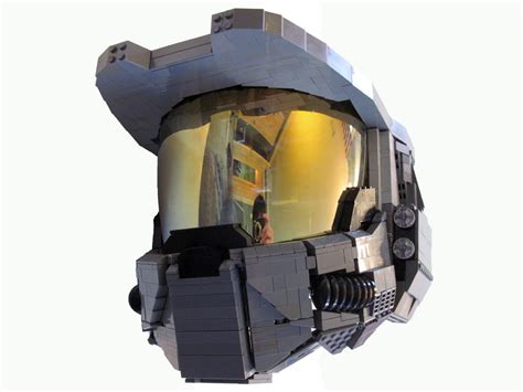 Wearable LEGO Master Chief Helmet from HALO — GeekTyrant