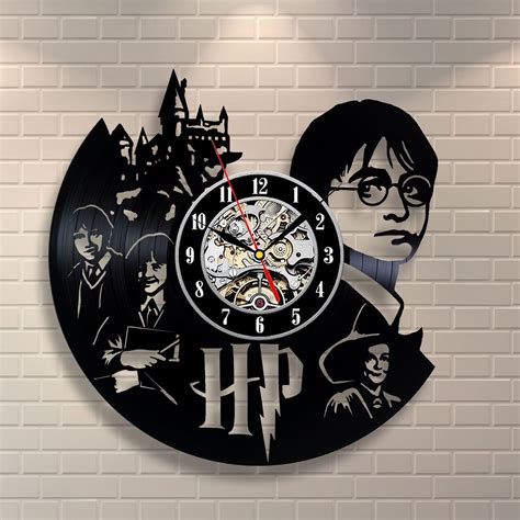 Harry Potter_Exclusive Wall Clock Made Of Vinyl Record_Gift | Harry potter room decor, Harry ...