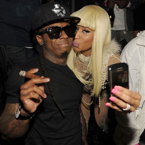 Nicki Minaj Treats Lil Wayne to On-Stage Lapdance [VIDEO]