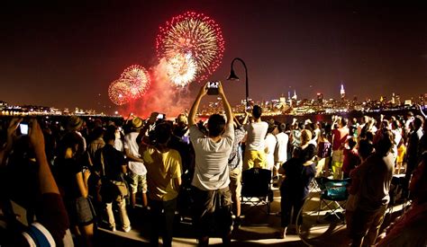 Macy’s fireworks by the numbers: The tricks and stats behind the nation ...