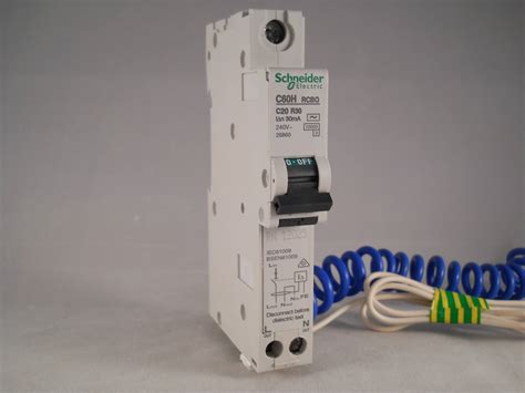 Schneider RCBO 20 Amp 30mA Type C 20A C60H Multi9 C60HC20R30 Merlin ...