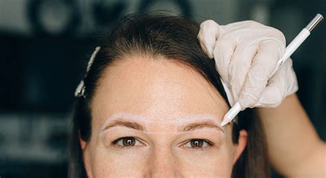 Eyebrow Transplant Procedure: Is It Safe? | Healthnews