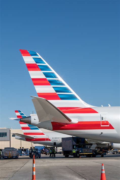 How American Airlines Uses Twitter to Enhance Customer Experience