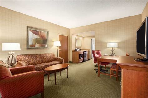 Meeting Rooms at Embassy Suites Hot Springs, 400 Convention Blvd, Hot Springs, Arkansas, 71901 ...