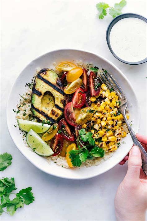 Grilled Avocado Bowls {Low Carb} - Chelsea's Messy Apron