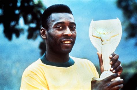 How many goals did Pele score? Brazil legend's goal record compared to ...