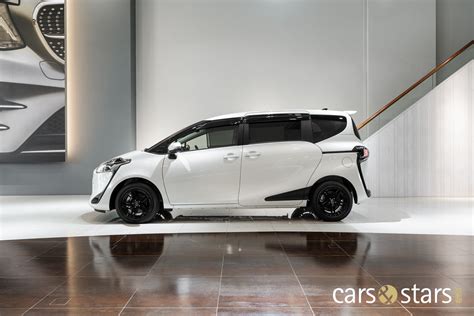 All-New Toyota Sienta Hybrid X in Singapore - Latest Model