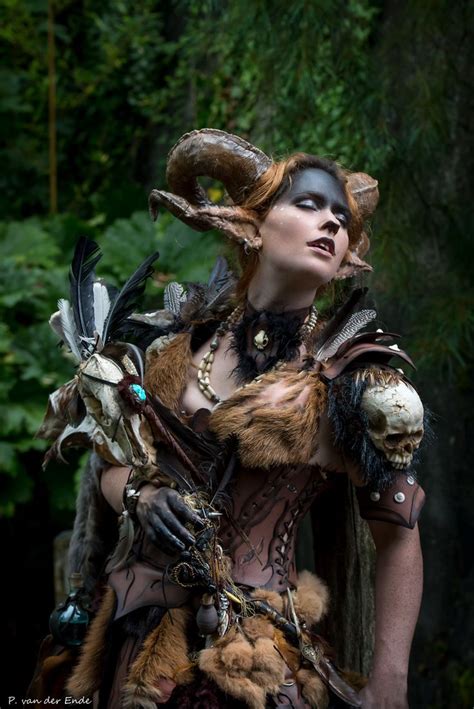 Faun costume | Fantasie kostuums, Viking kostuum, Kostuum