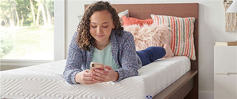 Sealy vs. Serta vs. Simmons - Best mattresses for sleeping cool