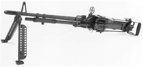 THE HISTORY AND DEVELOPMENT OF THE M60 MACHINE GUN AND ITS USE IN ...