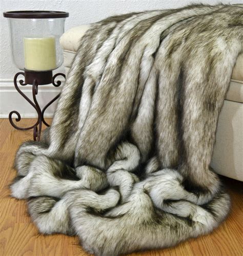 Faux Fur Blanket, Throw, Brown and White Husky Faux Fur, Fur Bedding, Wolf Throw, Fake Fur ...