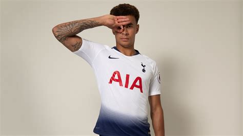 What is the Dele Alli challenge and how do you do his goal celebration?