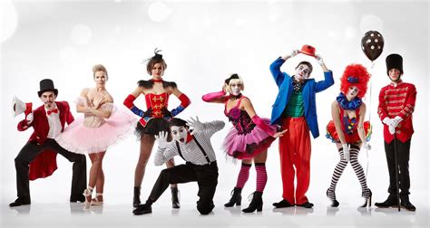 Znalezione obrazy dla zapytania circus troupe | Circus outfits, Circus themed costumes, Circus ...