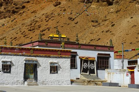 Gurujia Monastery in Gar County, Ngari: Gurujia Monastery in Gar County, Ngari,Gurujia Monastery ...