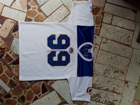 Vintage nfl jersey on Carousell