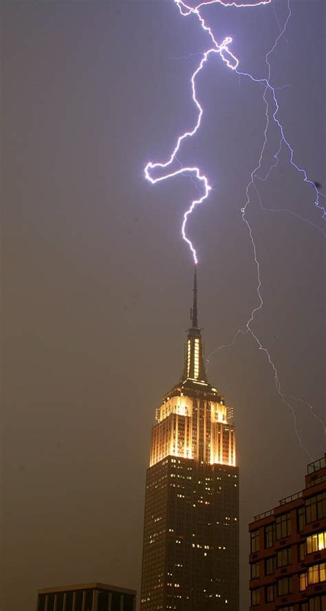 15 Most Incredible Skyscrapers Being Struck by Lightning | FREEYORK