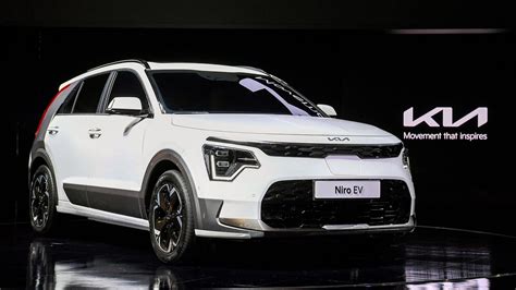 Preview: 2023 Kia Niro takes on bold look, sticks to multi-powertrain strategy