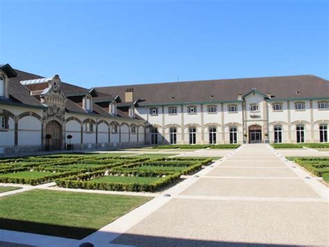 Champagne Houses in Reims - Mary Anne's France