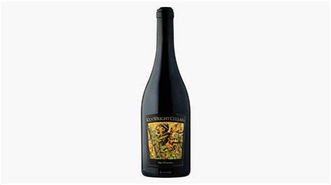 The 10 Best Oregon Pinot Noir Bottles to Buy Right Now