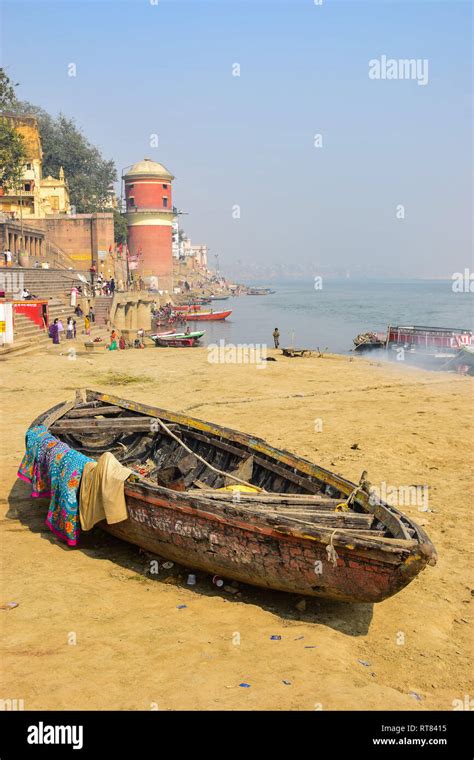 Boats, Ganges River, Varanasi, India Stock Photo - Alamy