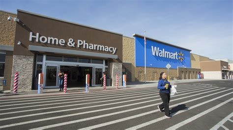 Walmart to spend $52 million on remodeling Arizona stores - Phoenix ...