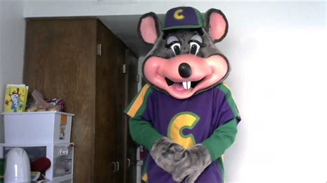 Surferbrg Short Trying out Chuck E Cheese Avenger Mascot Costume - YouTube