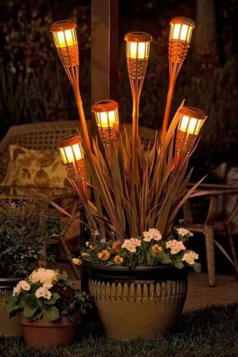 Iluminação | Decoração com bambu, Tochas de bambu e Iluminação externa