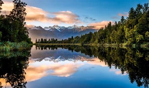 Lake Matheson. Reflection – Felix Shparberg Photography