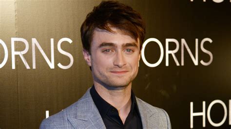 Radcliffe won't wear glasses after Potter films