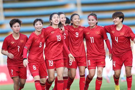 Nhan sắc 'không phải dạng vừa' của các nữ cầu thủ Việt Nam tại SEA Games 32 - Báo An Giang Online