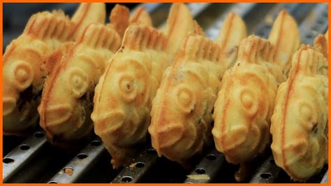 fish-shaped bread with cream or red beans / korean street food - YouTube