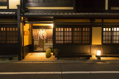 The Design and History of Kyoto's Machiya Homes - Bloomberg