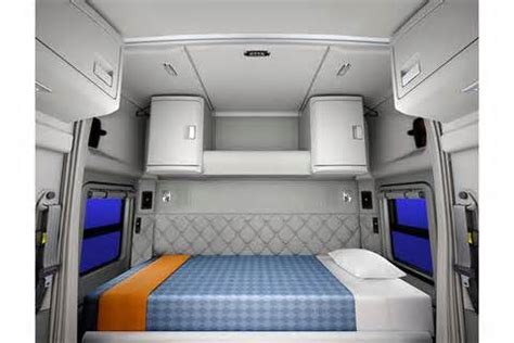 Kenworth Sleeper Cabs Interior View - Bing Images | Semi trucks interior, Semi trucks, Truck ...