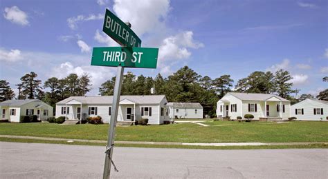 Camp Lejeune's poisoned water has spawned thousands of claims. But victims are still waiting for ...