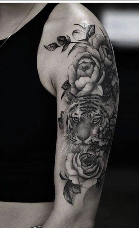 Pin by Kristín Fjóla Theodórsdóttir on New Ink | Tiger tattoo, Leopard tattoos, Rose tattoos for ...