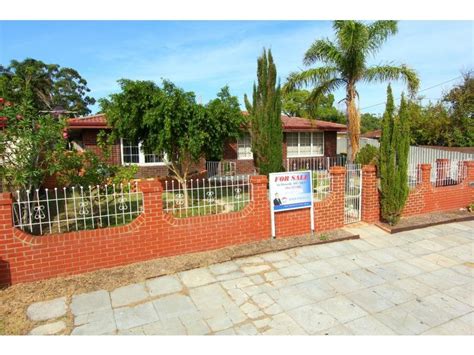 12 Girrawheen Avenue, Girrawheen, WA 6064 - Property Details