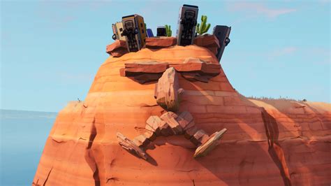 Fortnite giant face desert location: where to visit a giant face in the ...