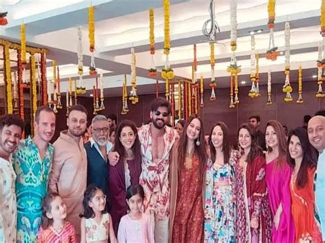 Picture from Sonakshi-Zaheer's pre-wedding function goes viral