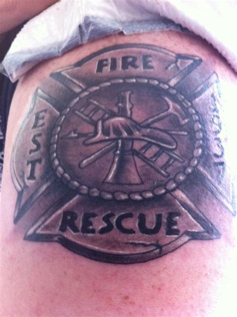 33+ Firefighter Maltese Cross Tattoo - DavenaUnaiza