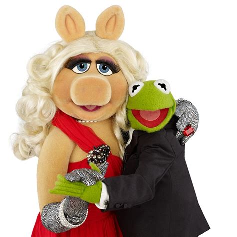 Kermit starts dating new Muppet girlfriend Denise after ending with ...