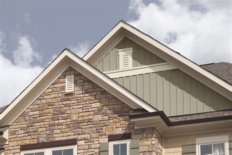 ProVia Board n' Batten vinyl siding | Vinyl exterior house, Vinyl siding, House exterior