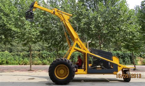 3-Wheel Wood Log Grapple Loader | Vehicles Supplier | Hongyuan