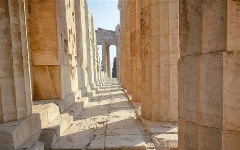 The Optical Illusions That Make the Parthenon Perfect - Greece Is